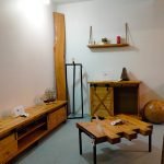 Table-basse-industrielle-pin
