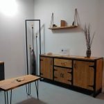 Buffet baroque industriel fabriqué en bois et métal